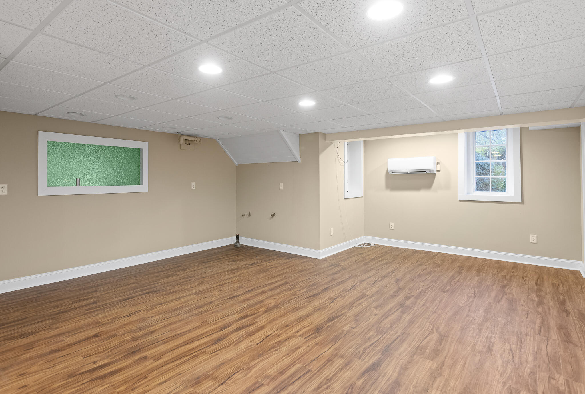 136 Signal Point Road Signal Mountain, TN 37377 - Photo 39 of 64 Rec Room