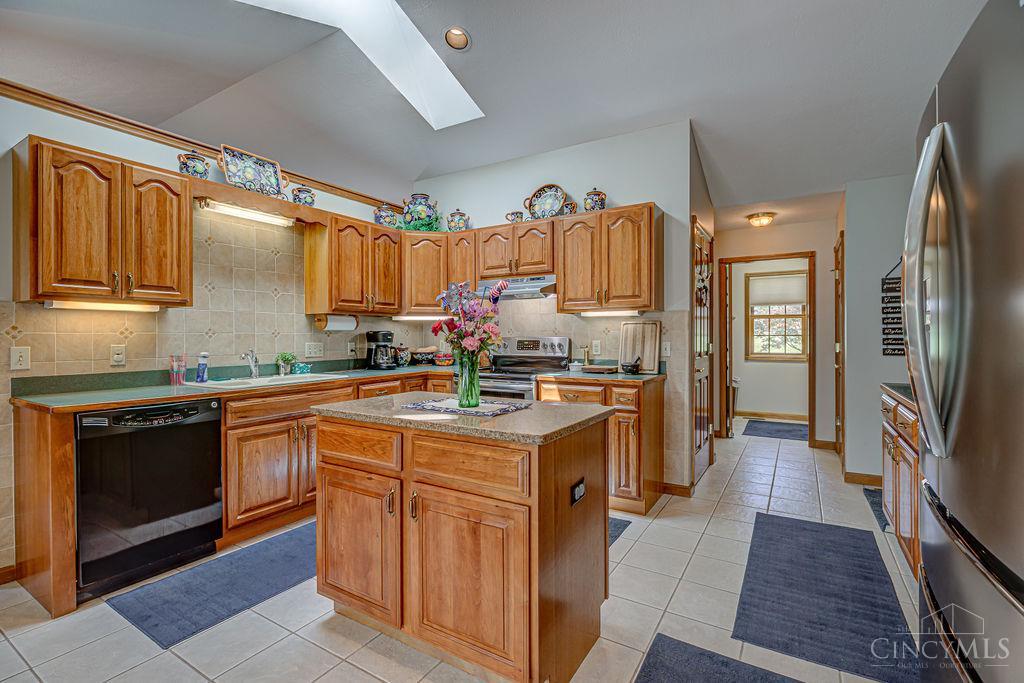 4866 Wayne Madison Road Trenton, OH 45067 - Photo 14 of 65