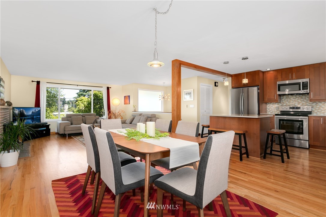 3831 Letitia Avenue South Seattle, WA 98118 - Photo 2 of 25