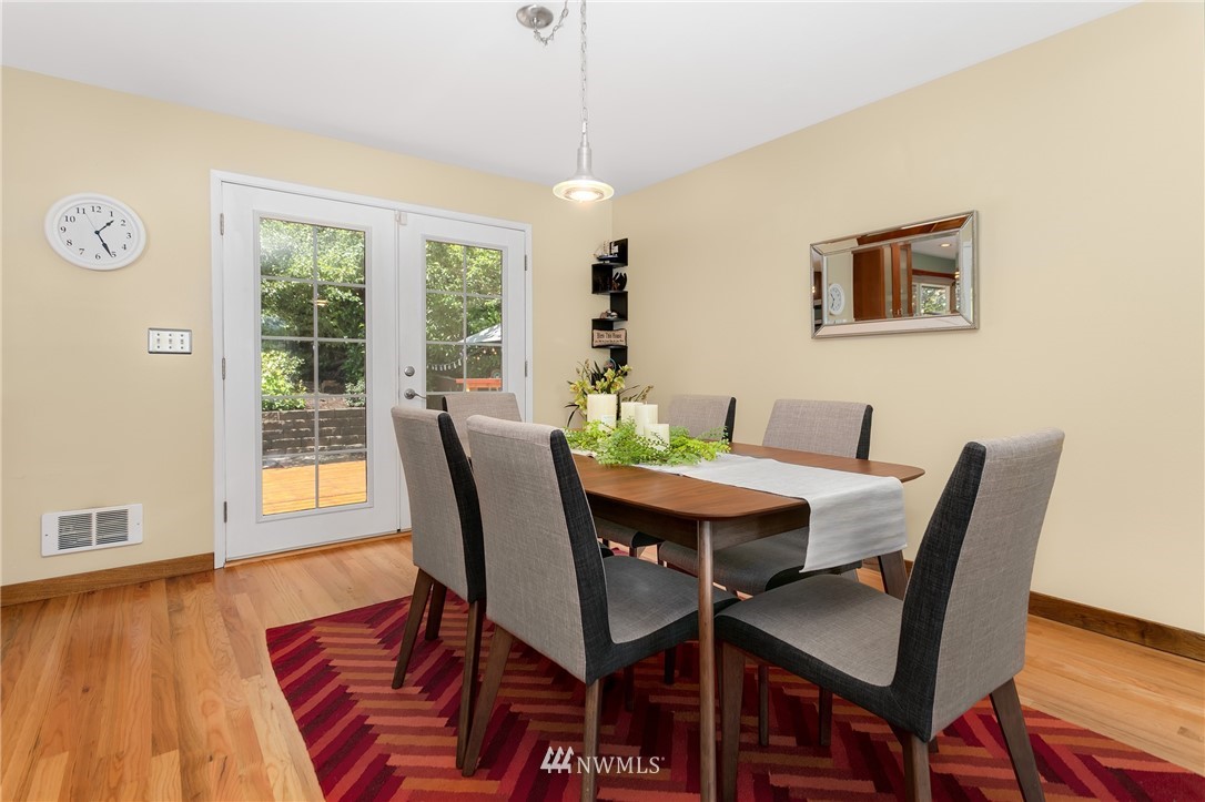 3831 Letitia Avenue South Seattle, WA 98118 - Photo 11 of 25