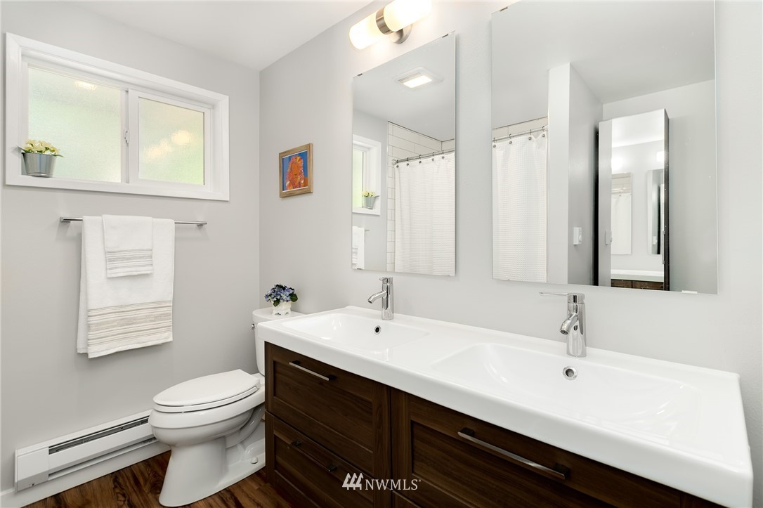 3831 Letitia Avenue South Seattle, WA 98118 - Photo 13 of 25