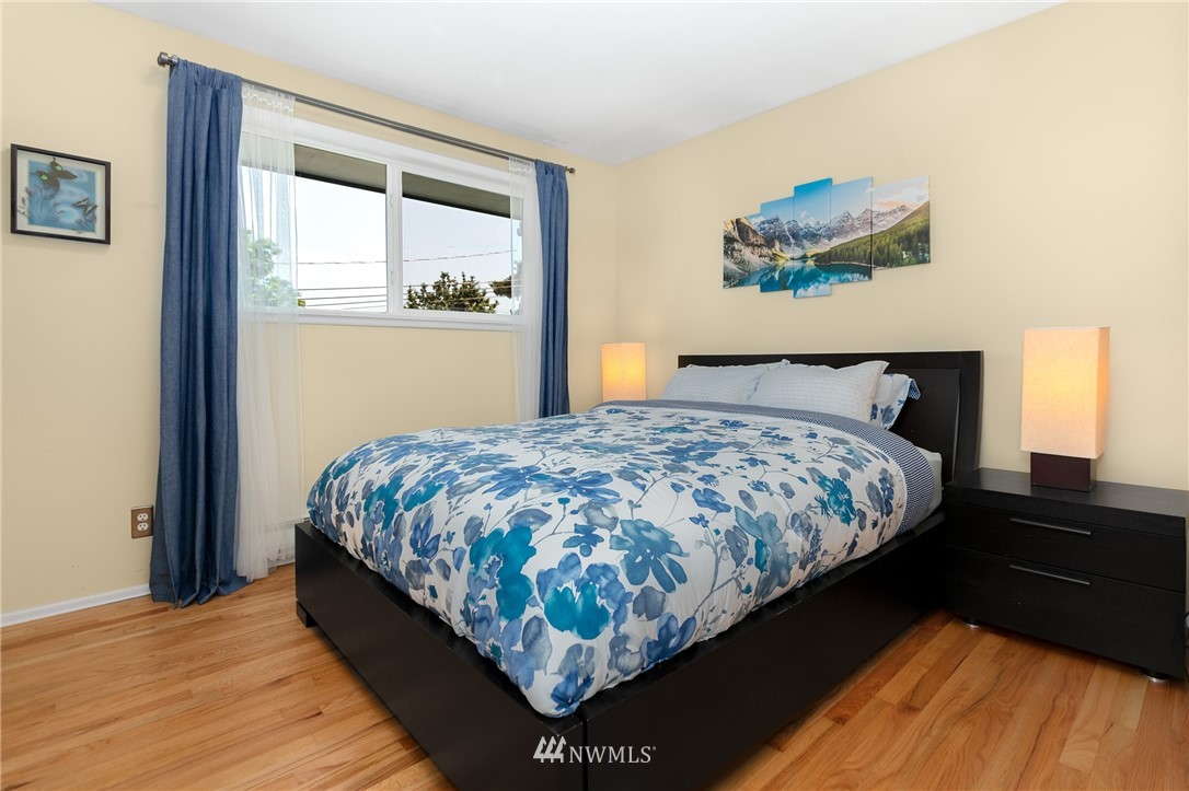 3831 Letitia Avenue South Seattle, WA 98118 - Photo 14 of 25