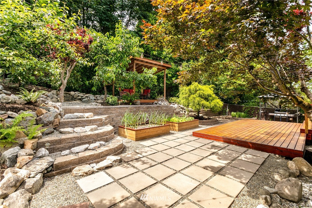 3831 Letitia Avenue South Seattle, WA 98118 - Photo 22 of 25