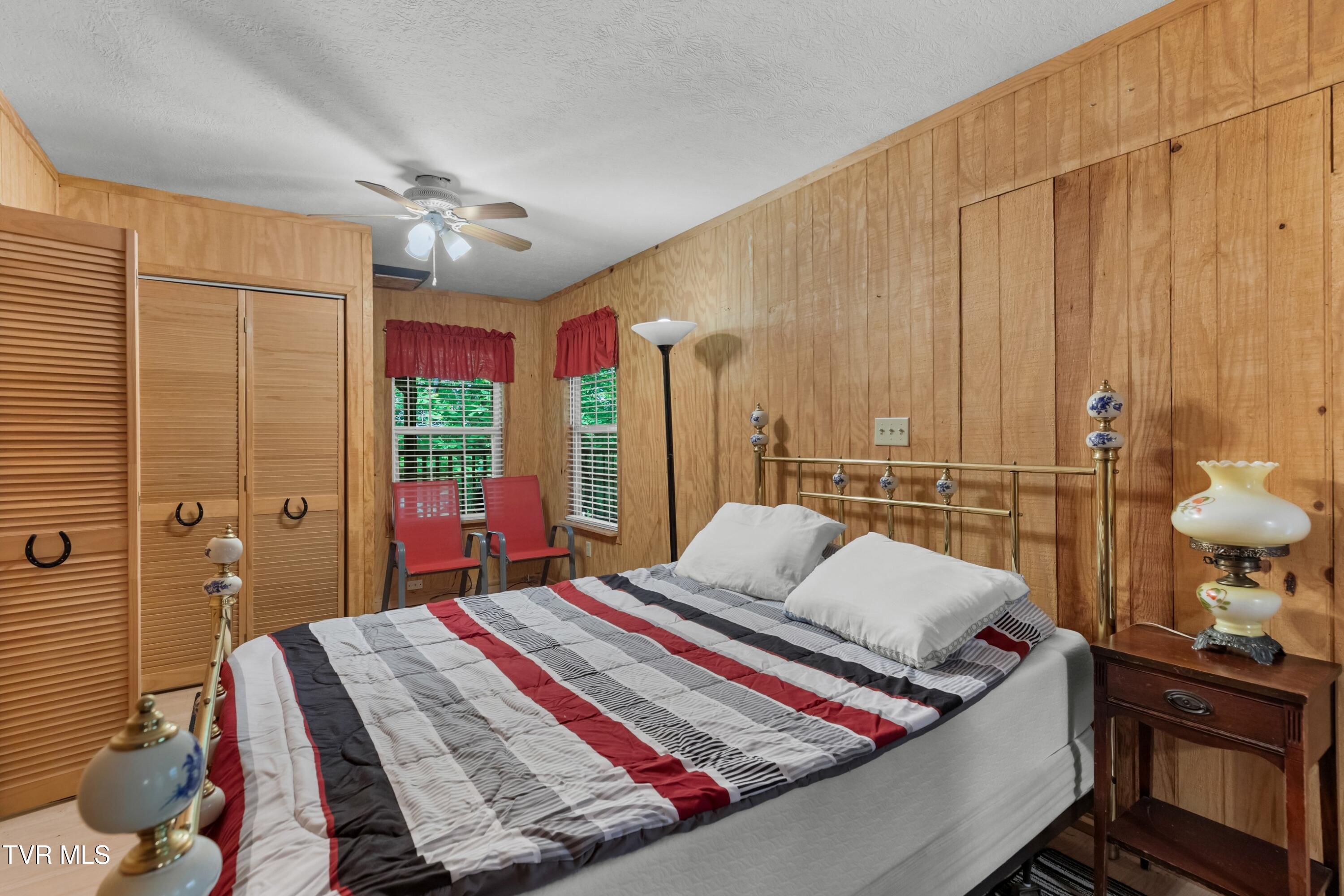 236 Beech Street Sneedville, TN 37869 - Photo 23 of 101 100-236BeechStreet-Sneedville-TN-37869-S