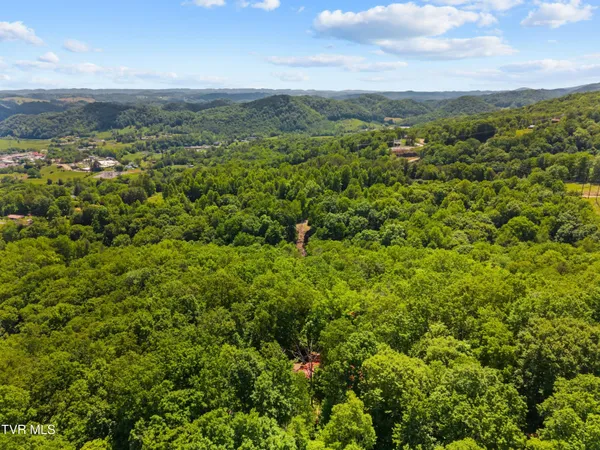 $659,900 | 236 Beech Street, Sneedville, TN 37869