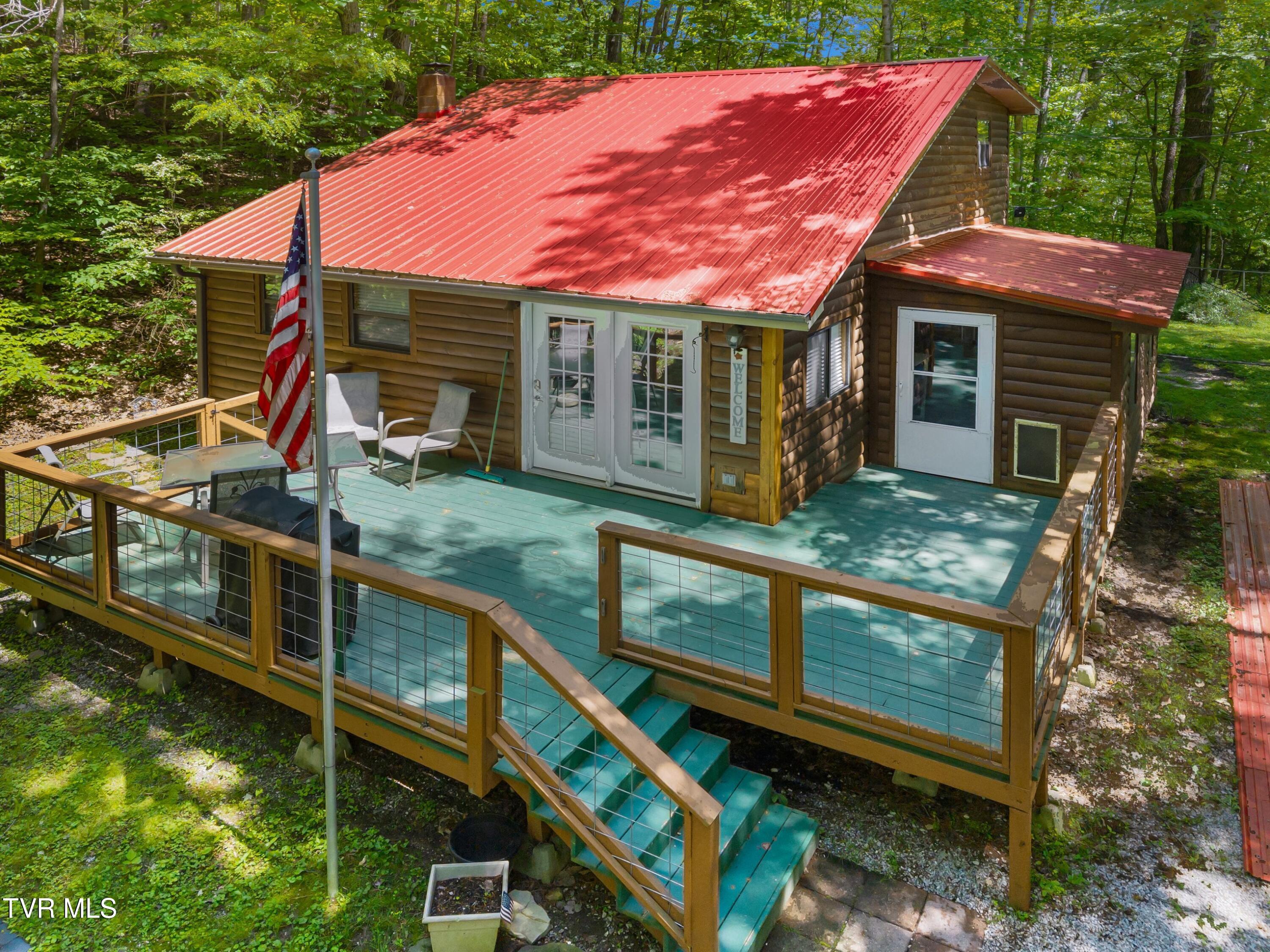 236 Beech Street Sneedville, TN 37869 - Photo 3 of 101 024-236BeechStreet-Sneedville-TN-37869-S