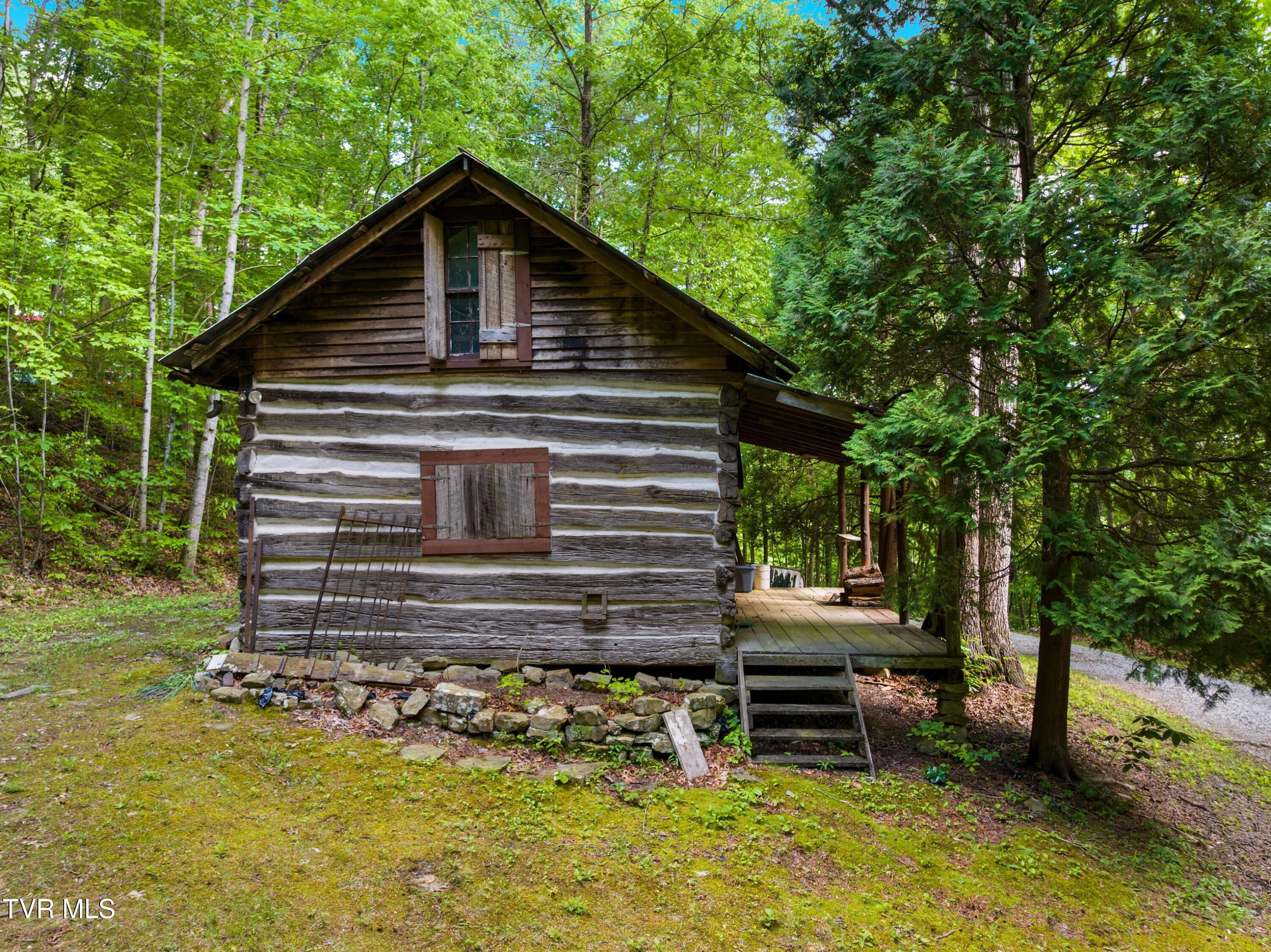 236 Beech Street Sneedville, TN 37869 - Photo 31 of 101 042-236BeechStreet-Sneedville-TN-37869-S