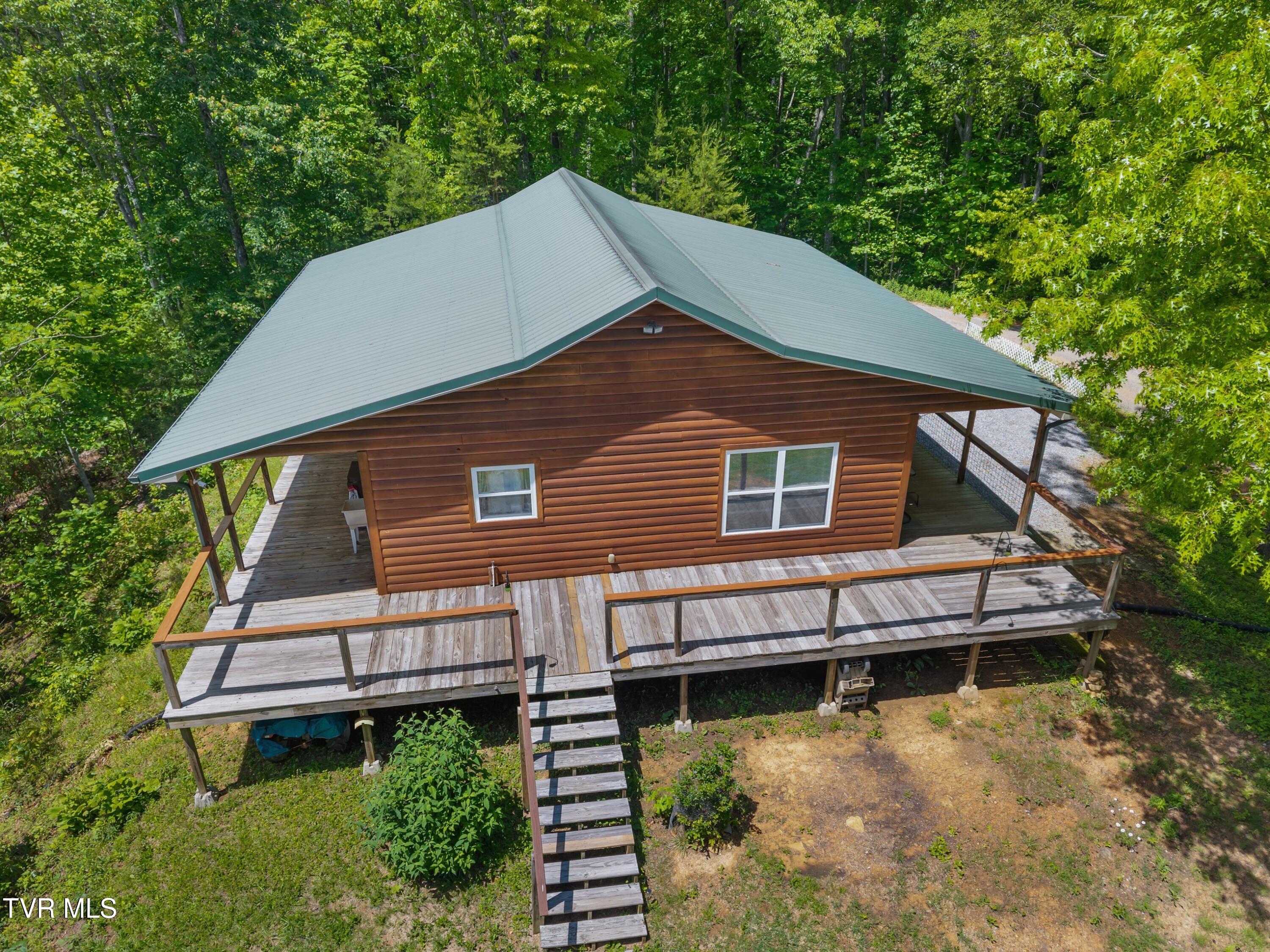 236 Beech Street Sneedville, TN 37869 - Photo 34 of 101 011-236BeechStreet-Sneedville-TN-37869-S