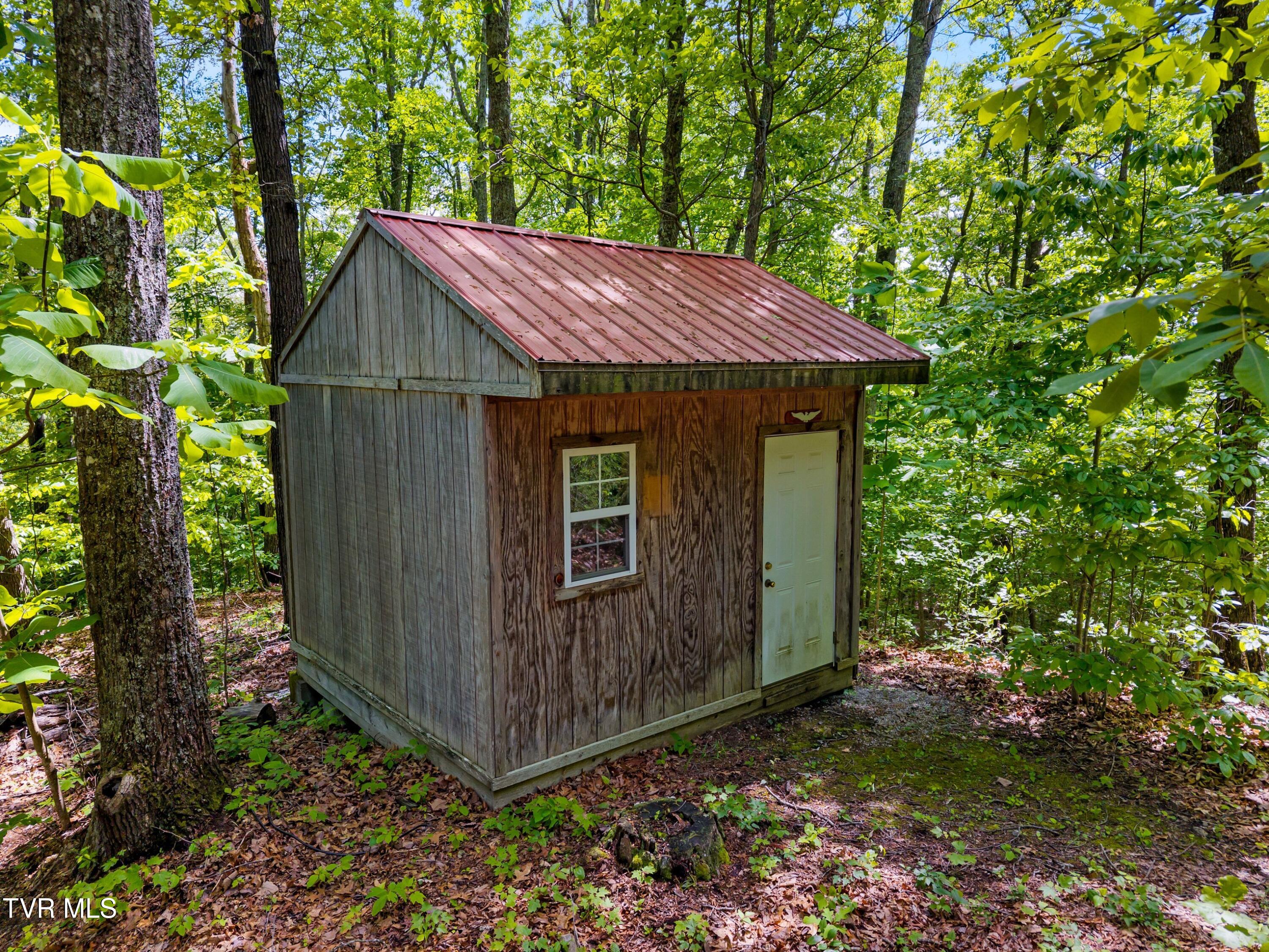 236 Beech Street Sneedville, TN 37869 - Photo 36 of 101 036-236BeechStreet-Sneedville-TN-37869-S