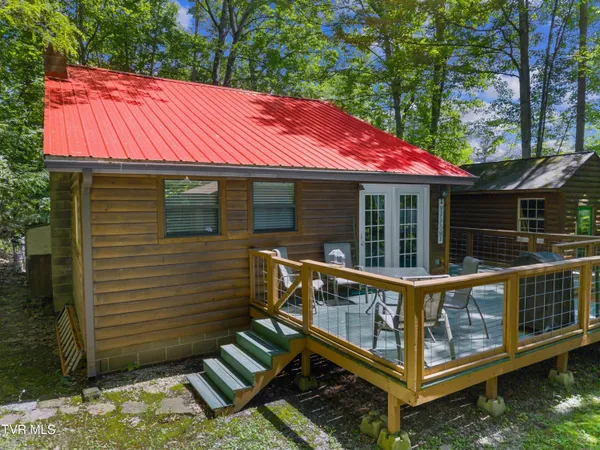 $639,900 | 236 Beech Street, Sneedville, TN 37869