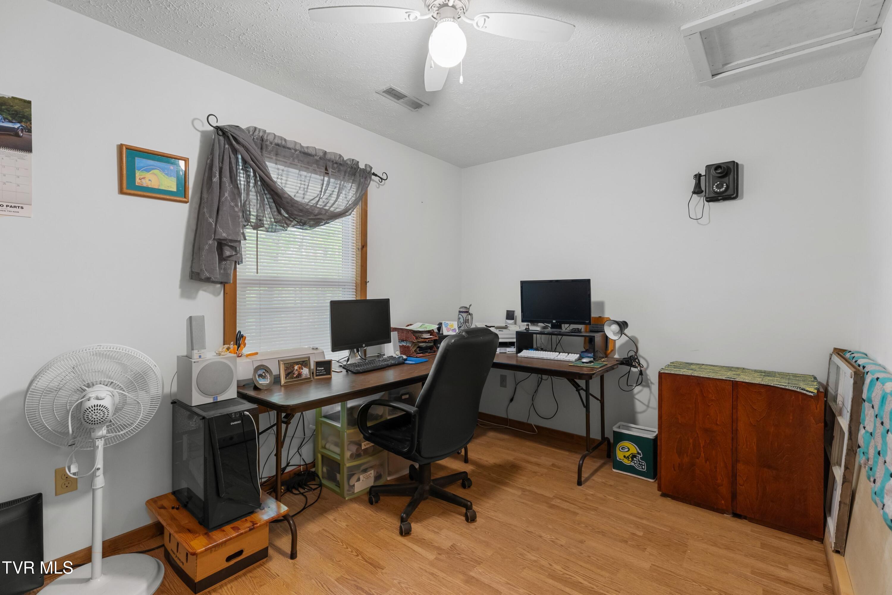 236 Beech Street Sneedville, TN 37869 - Photo 54 of 101 069-236BeechStreet-Sneedville-TN-37869-S