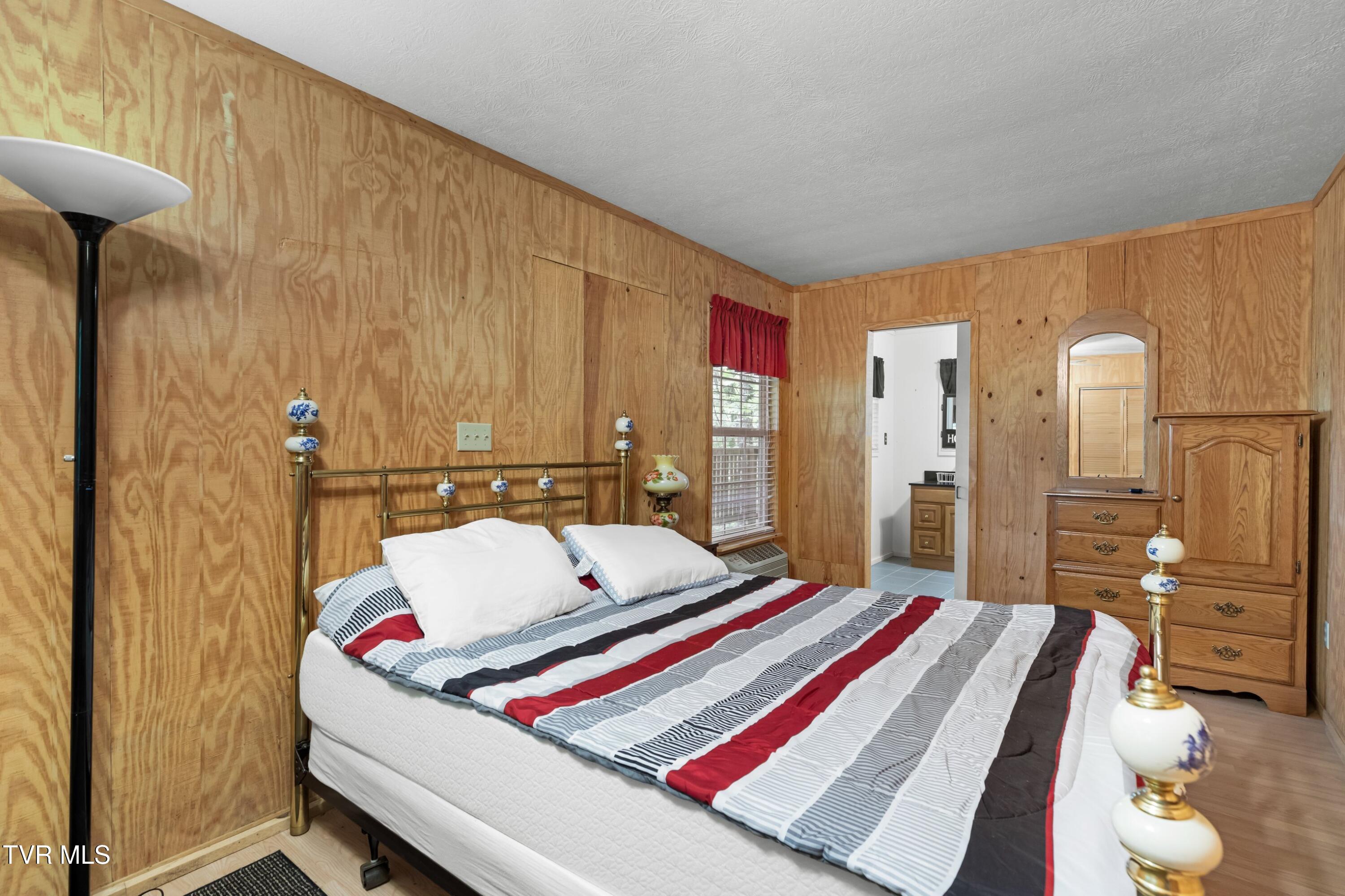 236 Beech Street Sneedville, TN 37869 - Photo 65 of 101 099-236BeechStreet-Sneedville-TN-37869-S