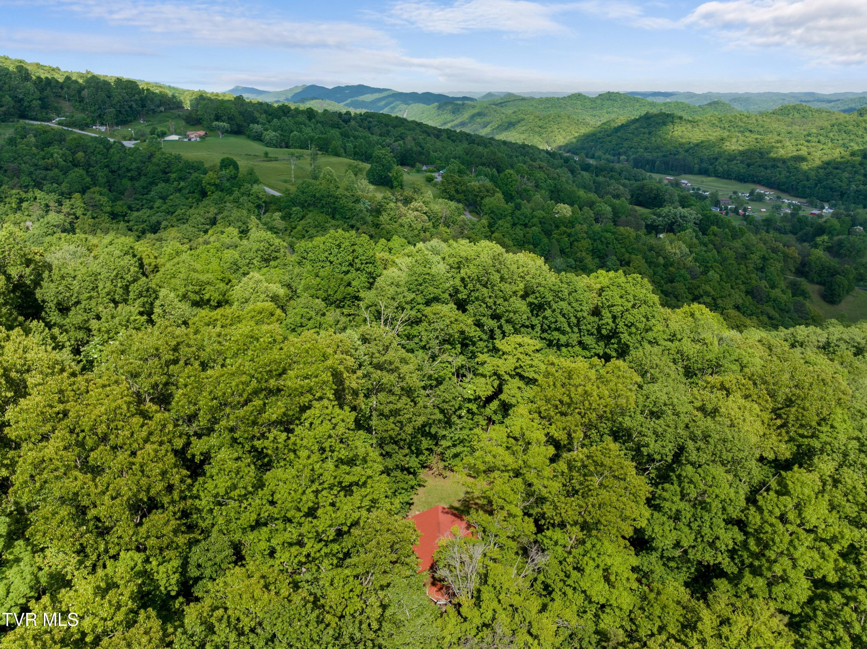 236 Beech Street Sneedville, TN 37869 - Photo 85 of 101 037-236BeechStreet-Sneedville-TN-37869-S