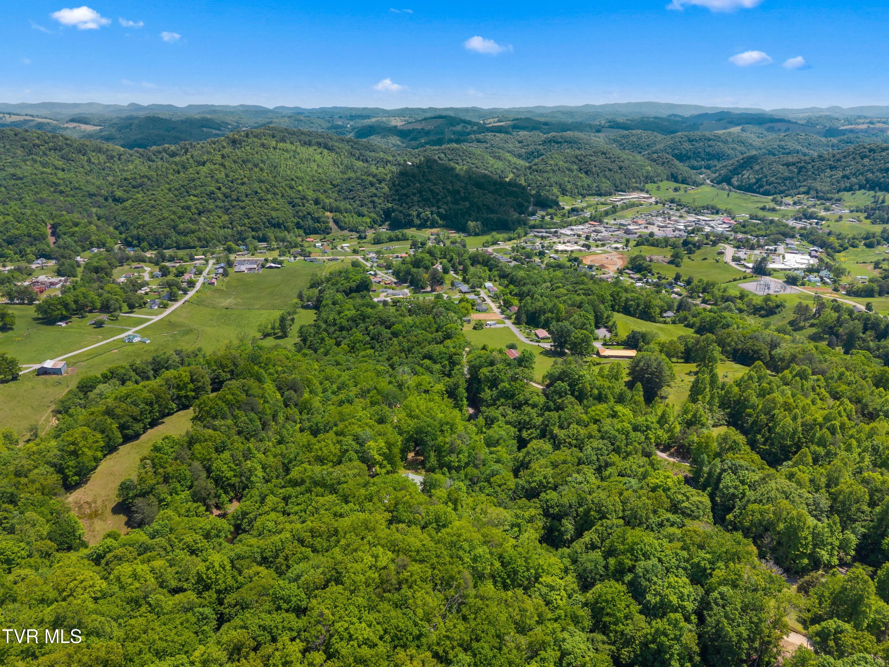 236 Beech Street Sneedville, TN 37869 - Photo 86 of 101 023-236BeechStreet-Sneedville-TN-37869-S