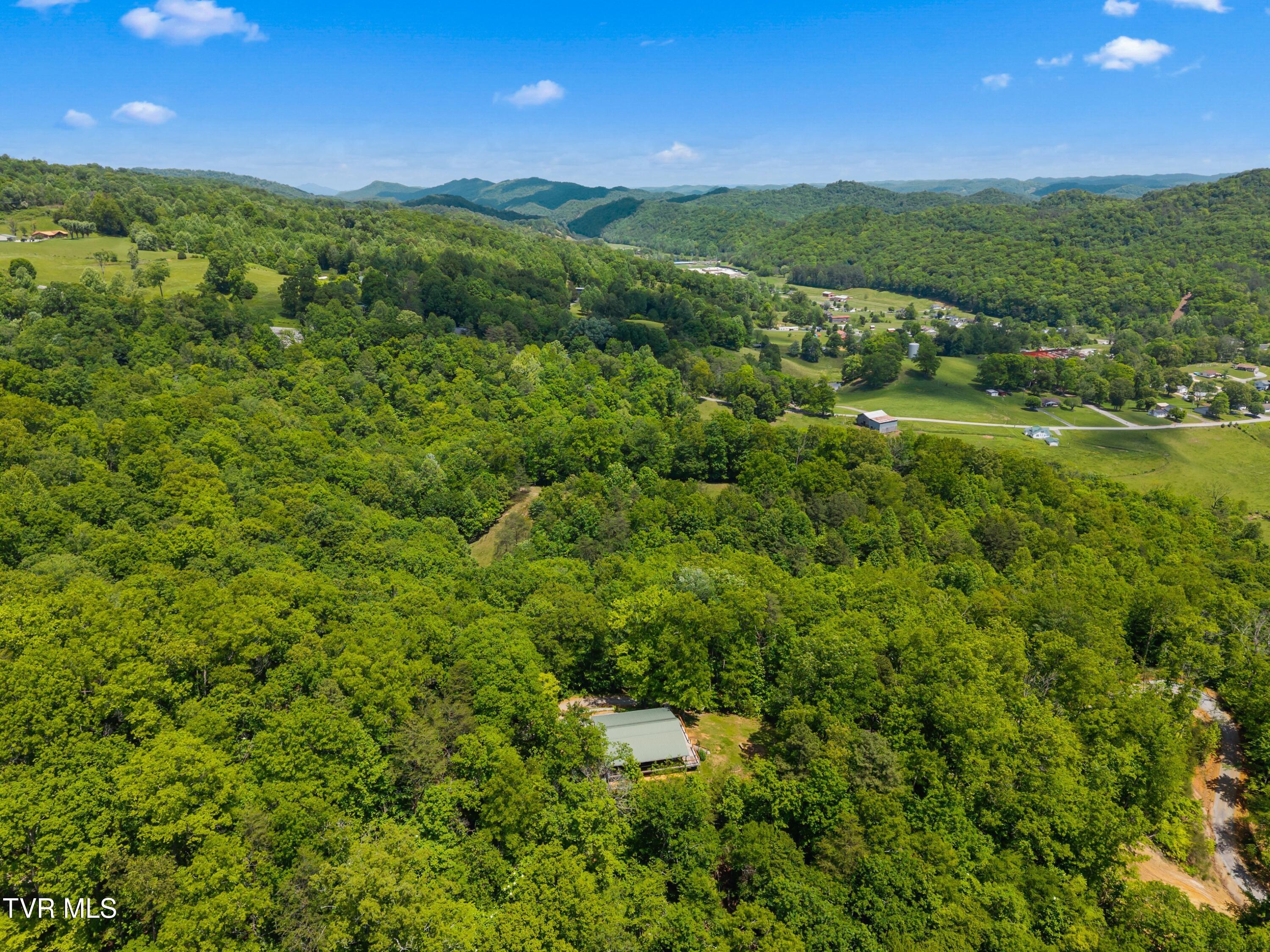 236 Beech Street Sneedville, TN 37869 - Photo 87 of 101 022-236BeechStreet-Sneedville-TN-37869-S