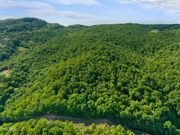 $659,900 | 236 Beech Street, Sneedville, TN 37869