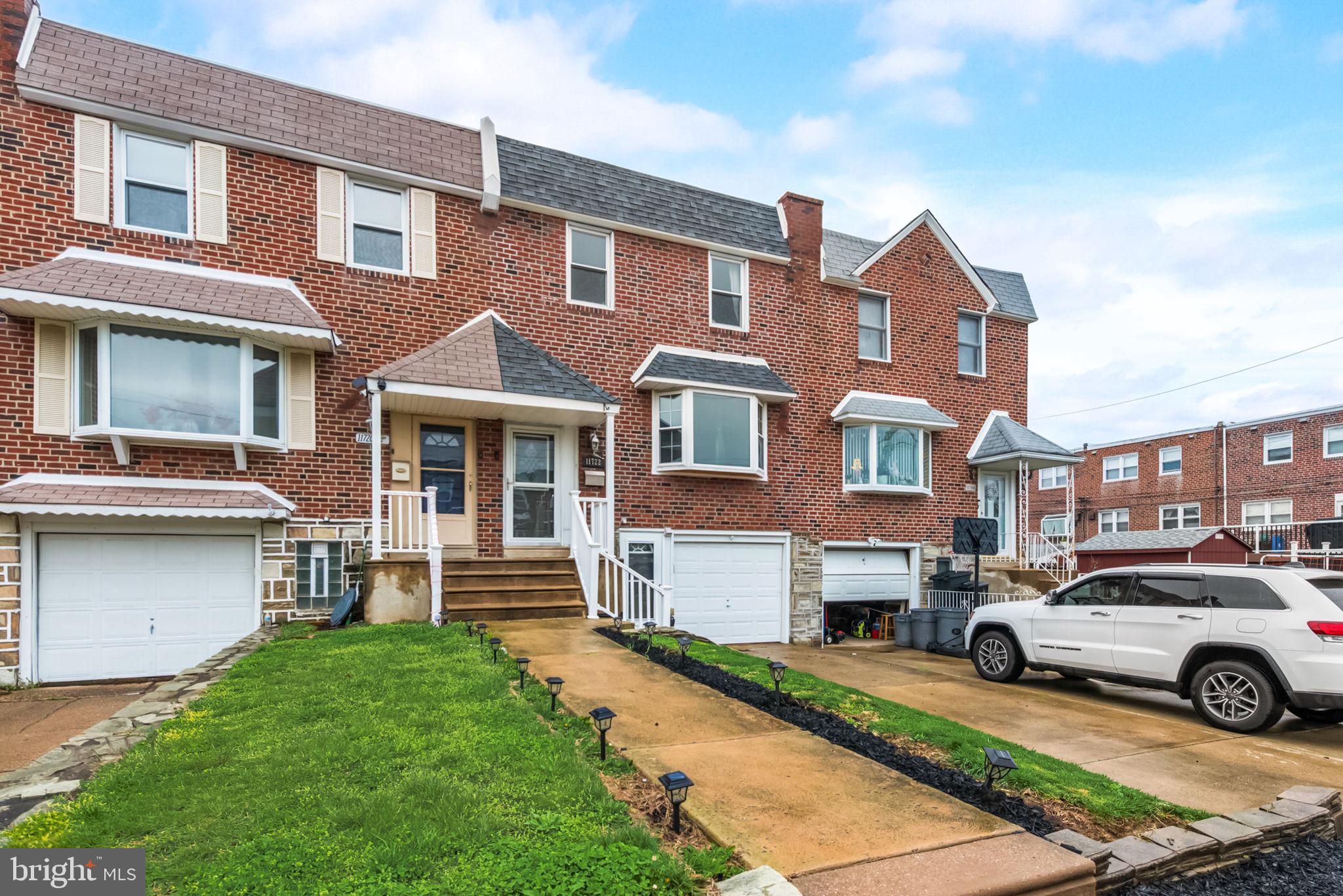 11722 Brandon Road Philadelphia, PA 19154 - Photo 3 of 43 Gallery Image 3