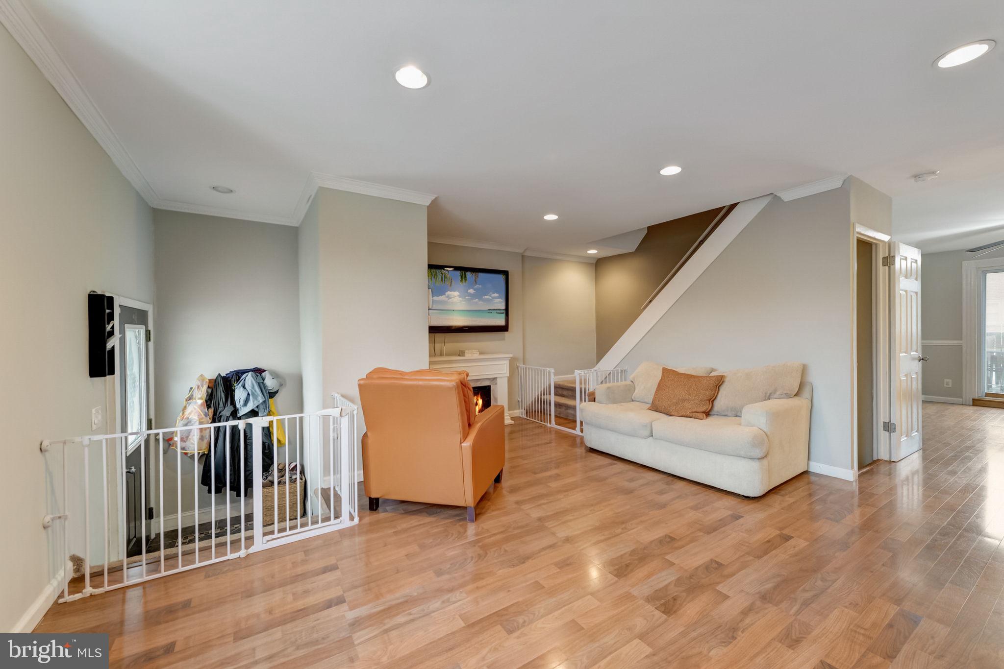 11722 Brandon Road Philadelphia, PA 19154 - Photo 7 of 43 Gallery Image 7