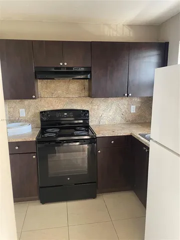$1,500 | 13725 Northeast 6th Avenue, Unit 403, North Miami, FL 33161