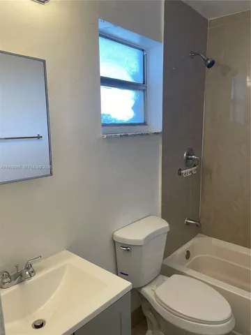 $1,500 | 13725 Northeast 6th Avenue, Unit 403, North Miami, FL 33161