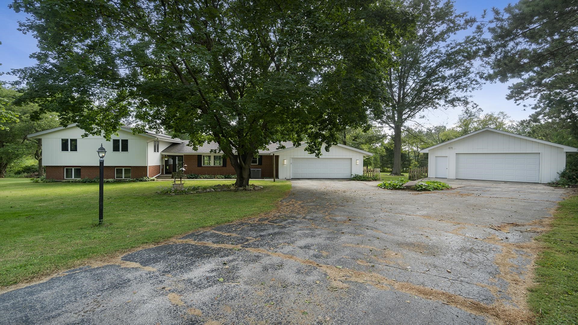 6602 Argyle Road Caledonia, IL 61011 - Photo 2 of 51 Gallery Image 2