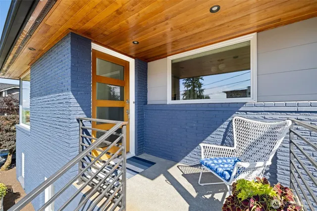 $1,275,000 | 4110 Southwest Rose Street, Seattle, WA 98136