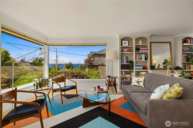 $1,275,000 | 4110 Southwest Rose Street, Seattle, WA 98136