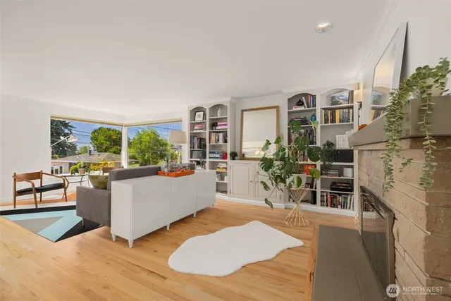 $1,275,000 | 4110 Southwest Rose Street, Seattle, WA 98136