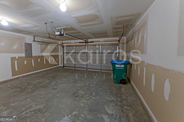 105 Bluff Road Springfield, GA 31329 - Photo 18 of 21 a view of a garage