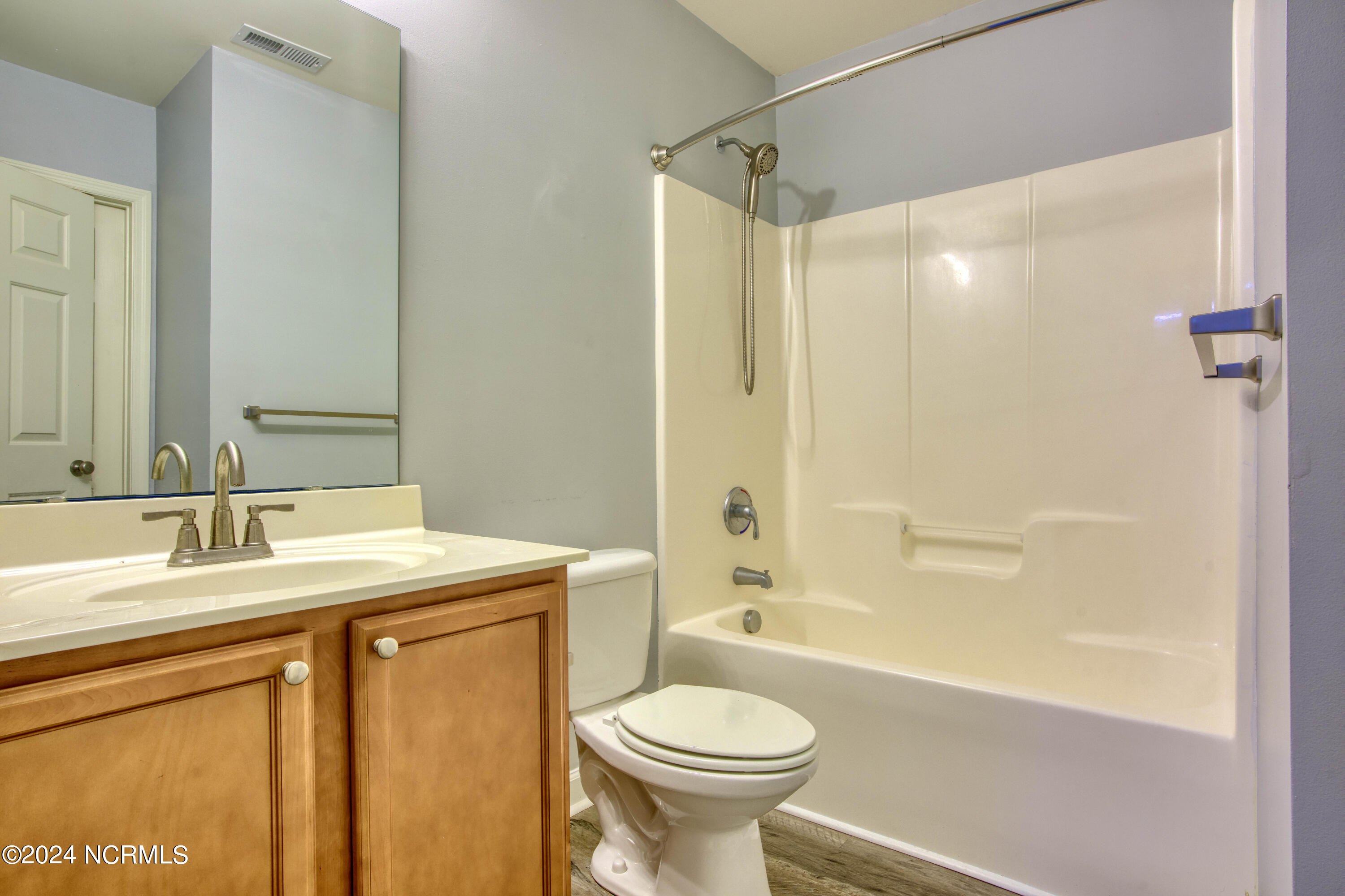 199 Pine Hollow Road Holly Ridge, NC 28445 - Photo 11 of 20 199 Pine Hollow - Interiors - Edited_6