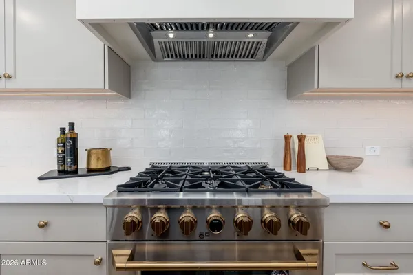 $1,590,000 | 5144 North 6th Street, Phoenix, AZ 85012