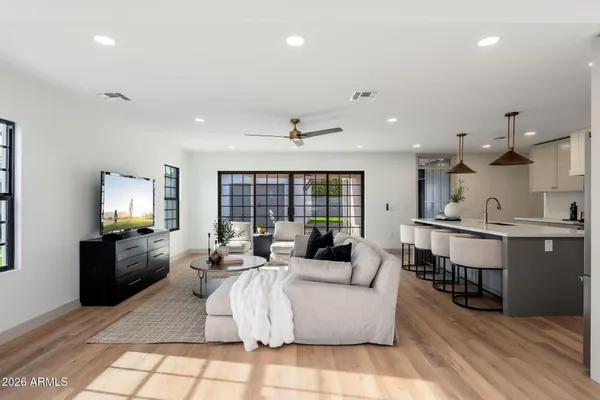 $1,590,000 | 5144 North 6th Street, Phoenix, AZ 85012