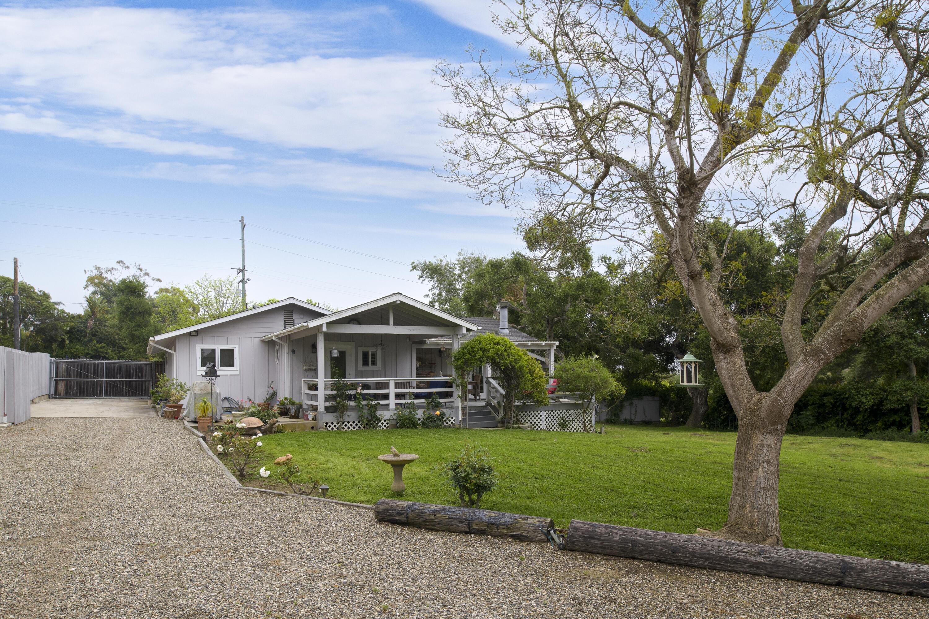 247 Toro Canyon Road Carpinteria, CA 93013 - Photo 18 of 28 017