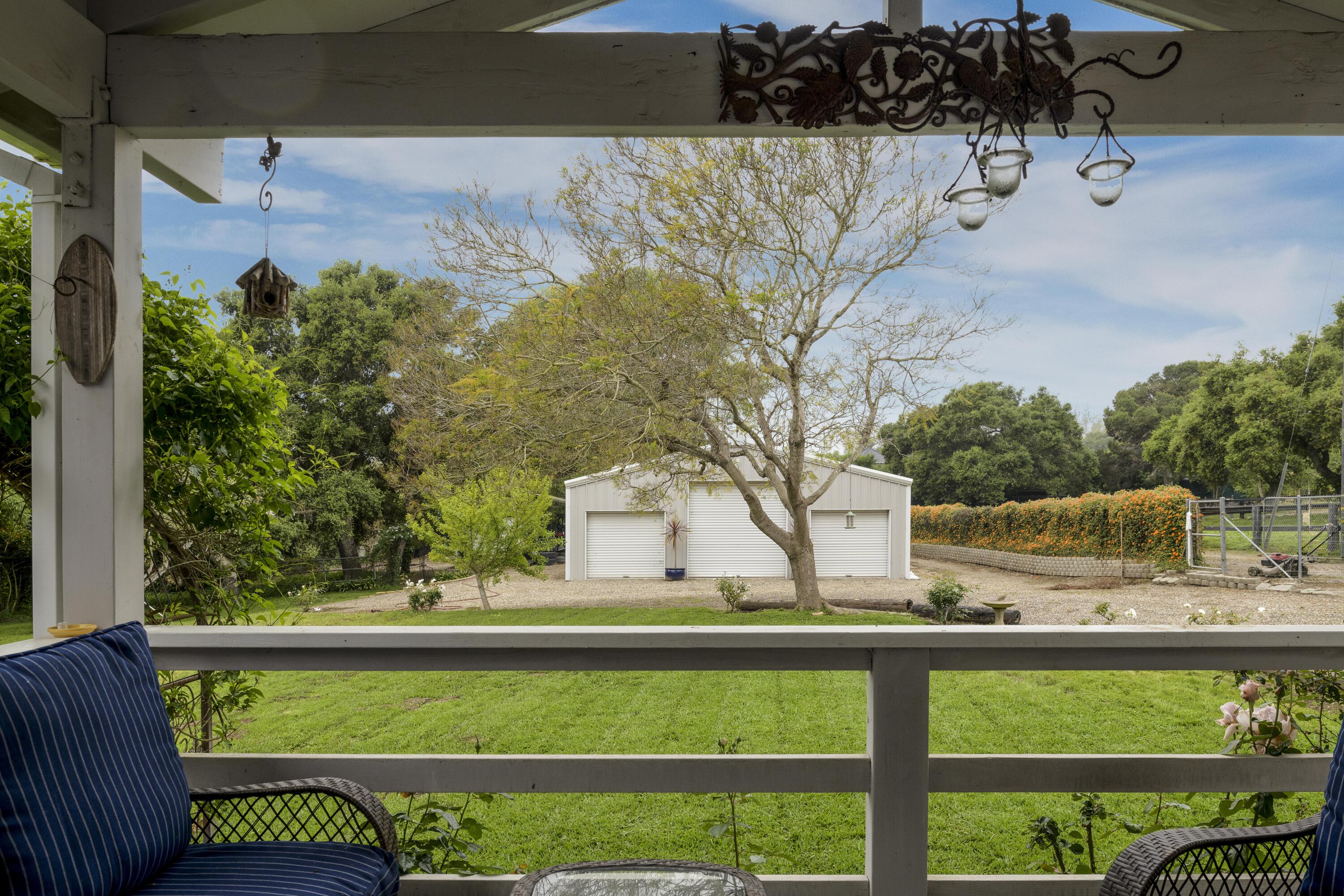 247 Toro Canyon Road Carpinteria, CA 93013 - Photo 23 of 28 022