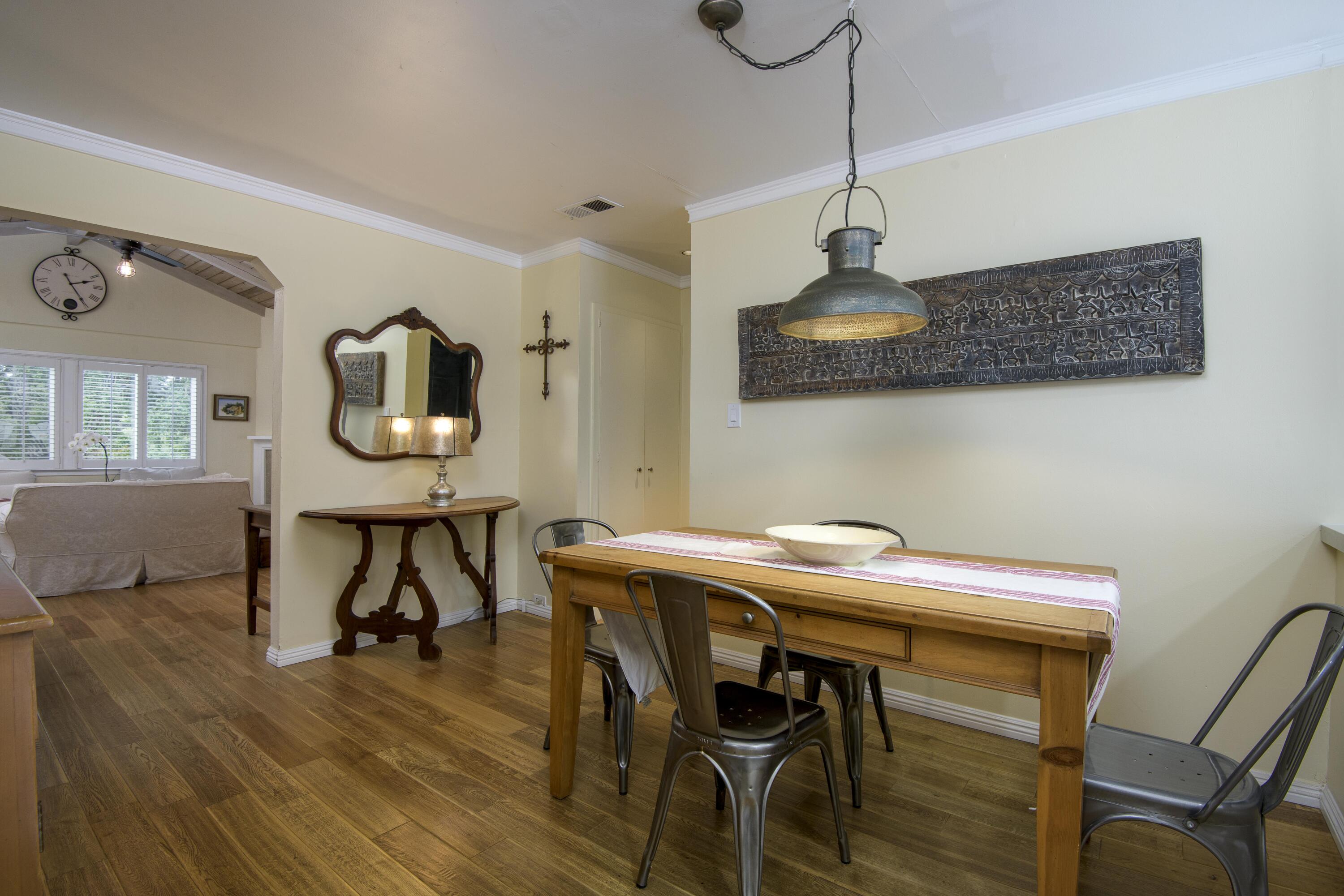 247 Toro Canyon Road Carpinteria, CA 93013 - Photo 5 of 28 003
