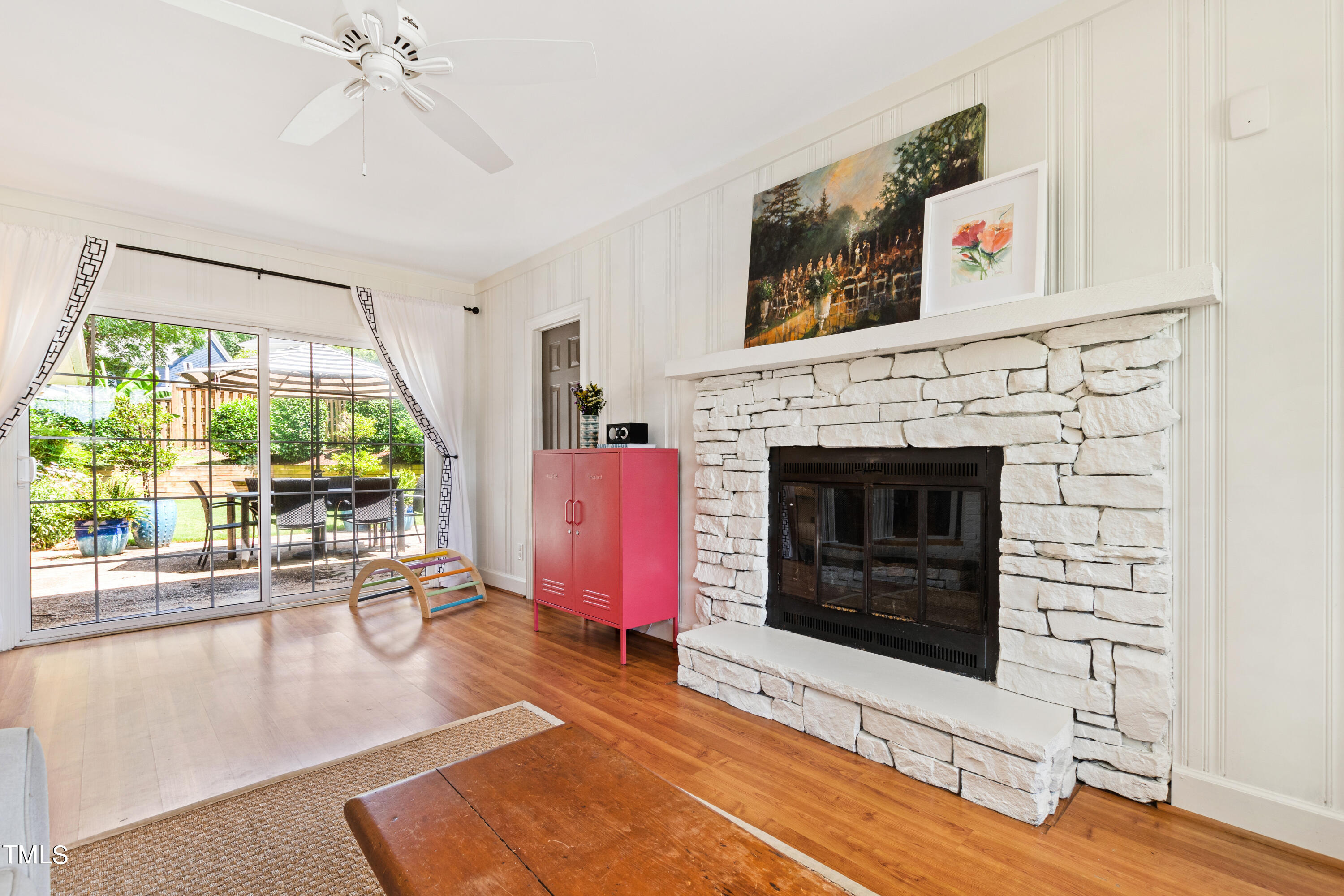 2100 Bellaire Avenue Raleigh, NC 27608 - Photo 4 of 28 Sun 3