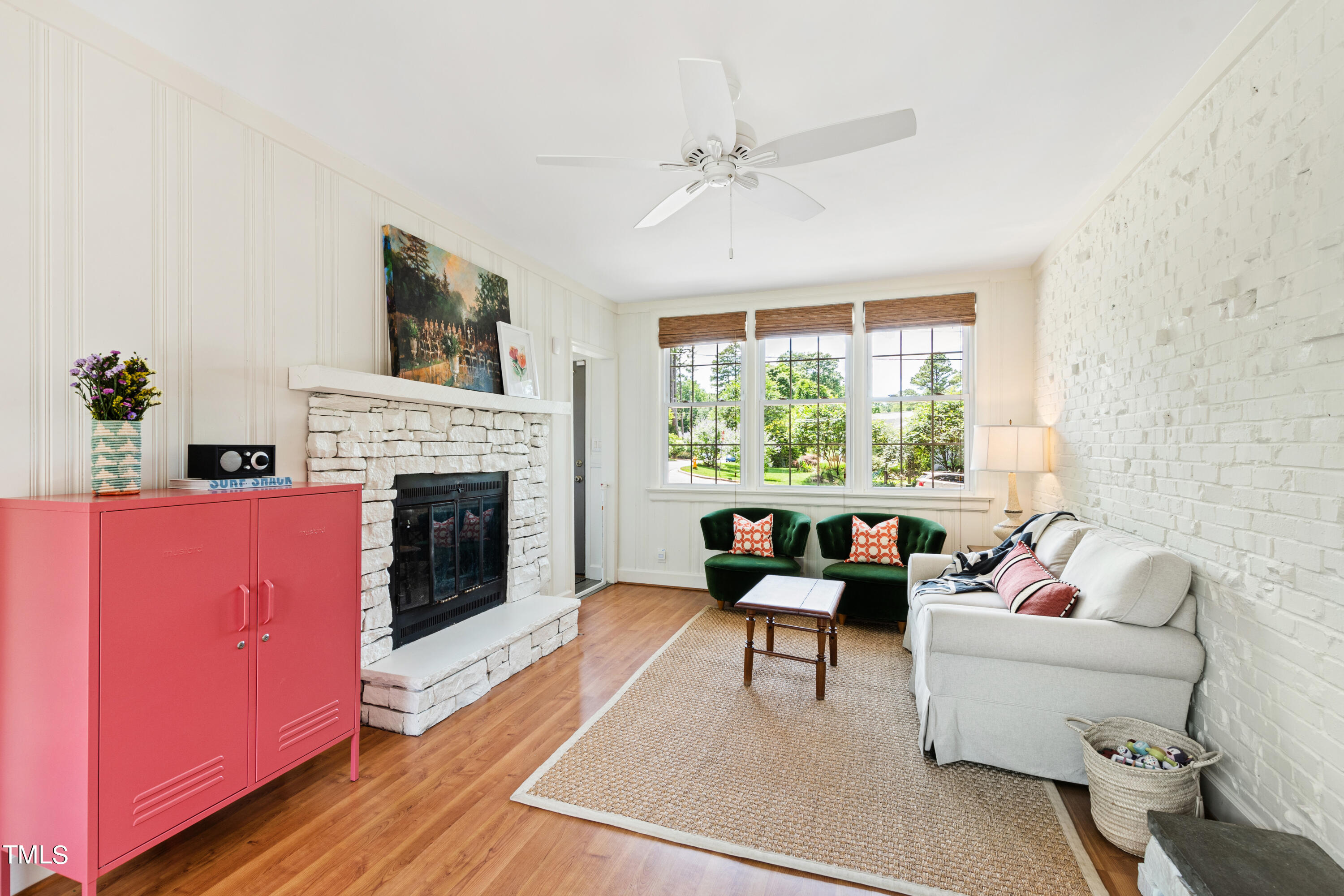 2100 Bellaire Avenue Raleigh, NC 27608 - Photo 5 of 28 Sun