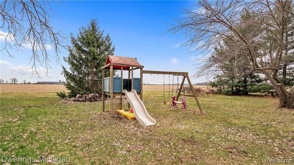 1295 Sullivan Road Ida, MI 48140 - Photo 34 of 35