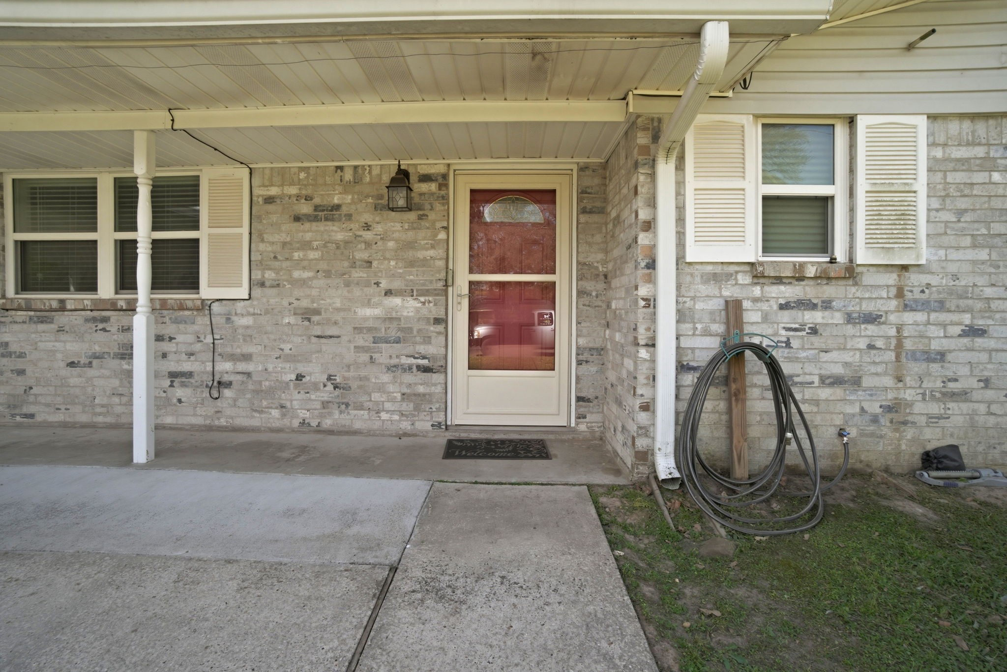 209 Red Oak Street Livingston, TX 77351 - Photo 24 of 34 Front Door
