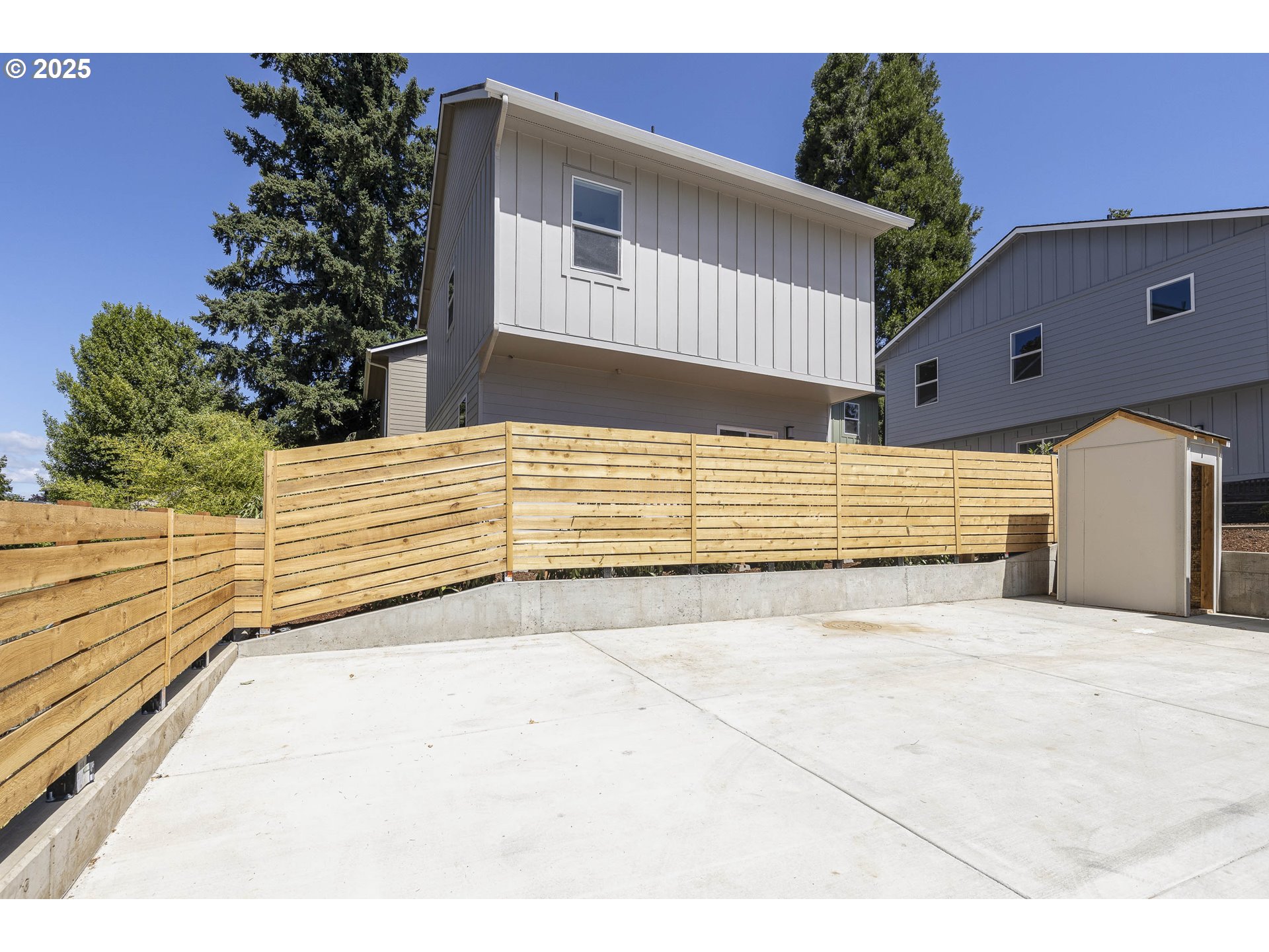 4801 Southeast Ina Avenue Milwaukie, OR 97267 - Photo 14 of 25 a view of a terrace