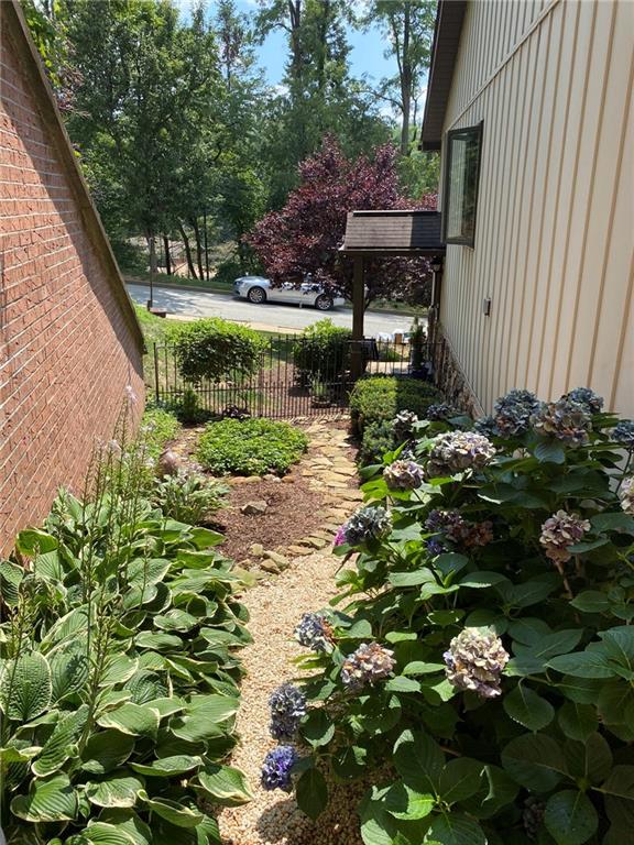 101 Forest Ridge Drive Pittsburgh, PA 15221 - Photo 4 of 25 Gallery Image 4