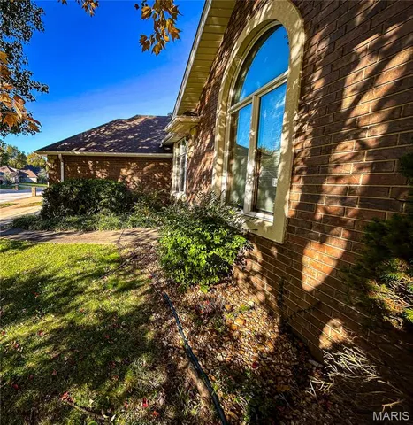 $255,900 | 888 South Long Drive, Springfield, MO 65802