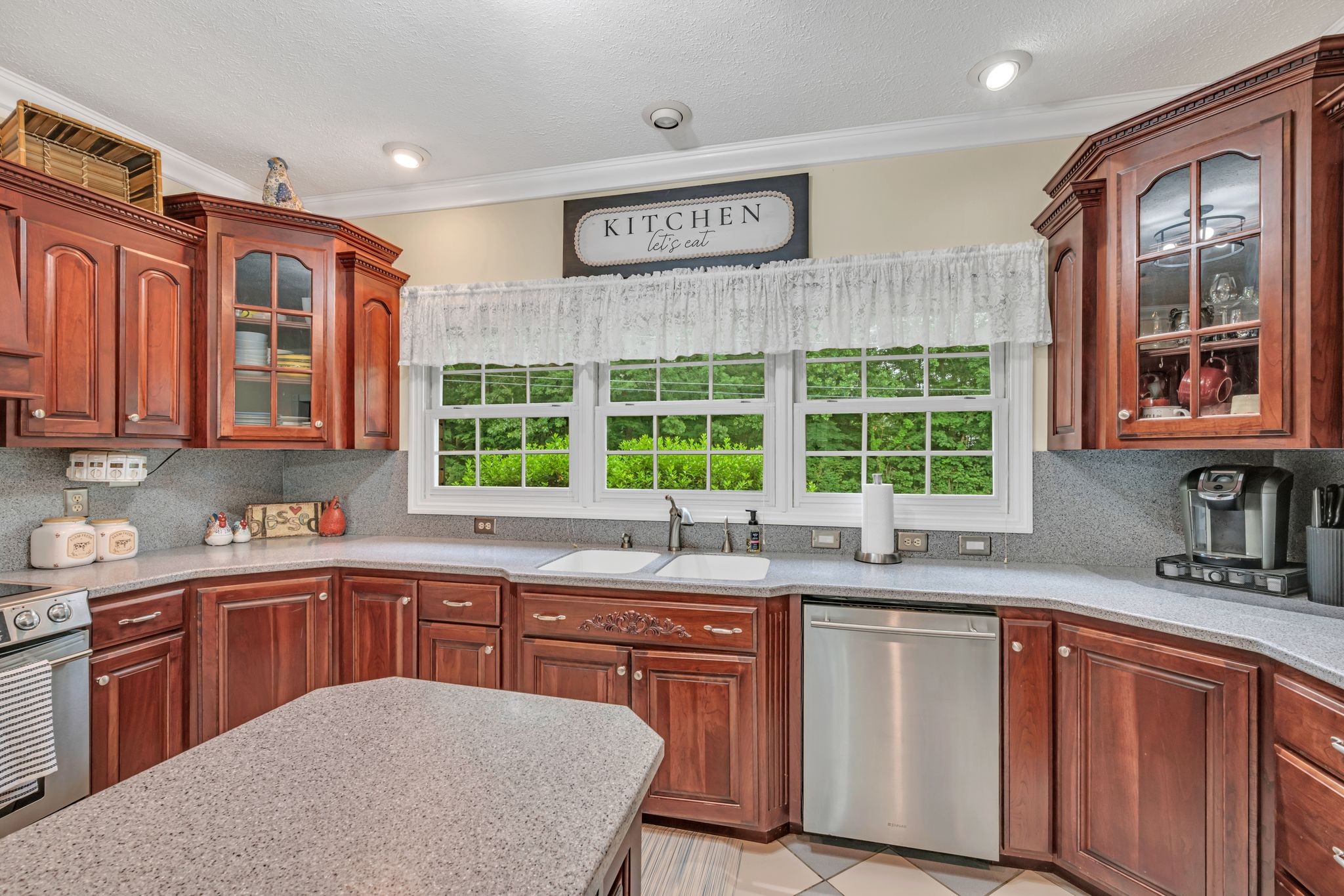 398 North Hummingbird Lane Dickson, TN 37055 - Photo 22 of 57