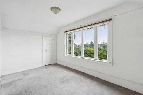 $799,000 | 5765 Manila Avenue, Oakland, CA 94618