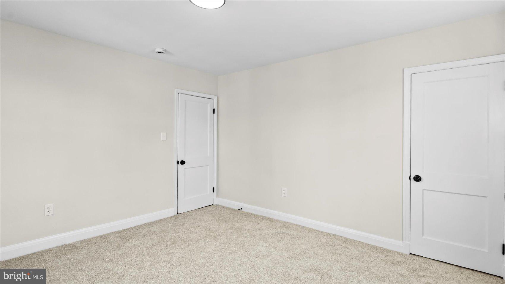 711 West Hills Road Baltimore, MD 21229 - Photo 31 of 52 a view of an empty room