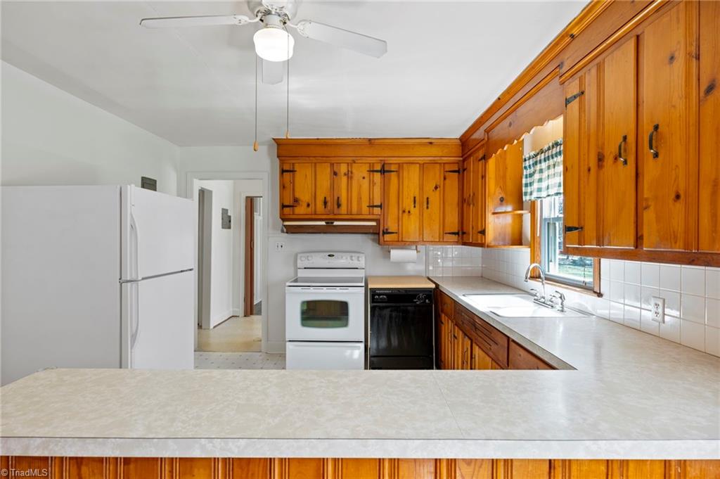 4117 High Point Road Winston-Salem, NC 27107 - Photo 8 of 38 Gallery Image 8