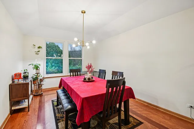 $719,000 | 14355 West Spring Meadow Court, Libertyville, IL 60048