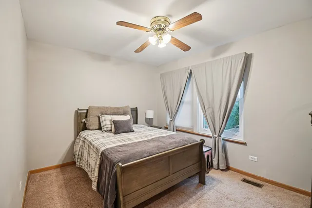 $719,000 | 14355 West Spring Meadow Court, Libertyville, IL 60048