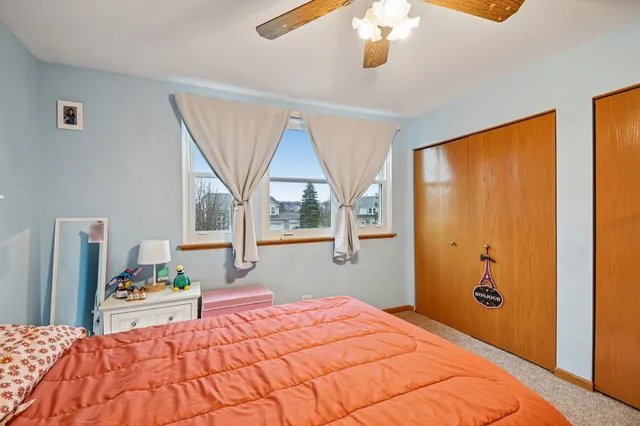 $719,000 | 14355 West Spring Meadow Court, Libertyville, IL 60048