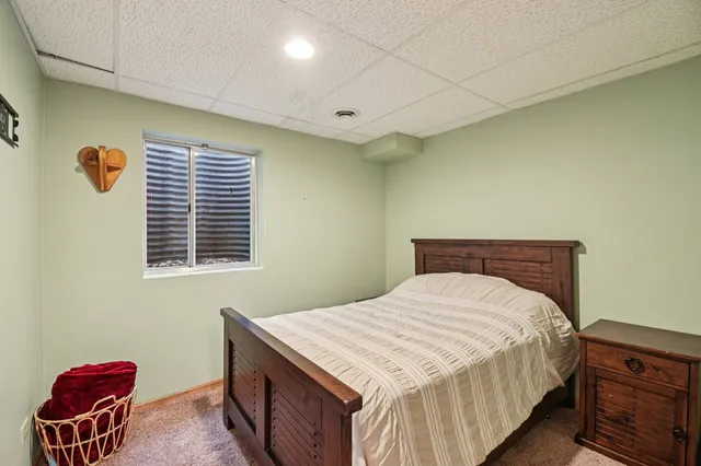 $719,000 | 14355 West Spring Meadow Court, Libertyville, IL 60048